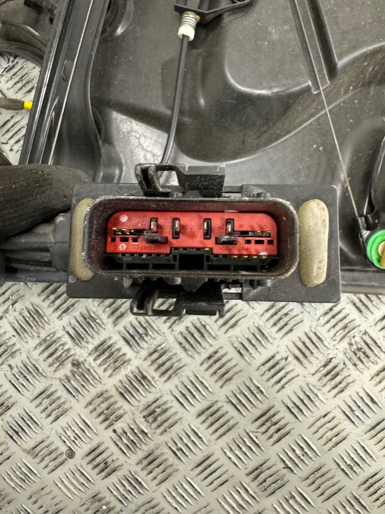 фото №8, Підйомник скло лівий перед volvo xc60 i 30753327