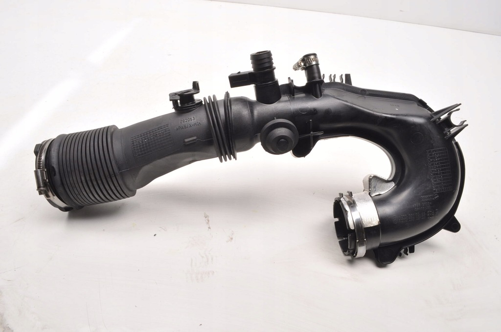 фото №7, Mercedes w117 w176 w246 1.6 труба воздухозаборник воздуха a2700901029