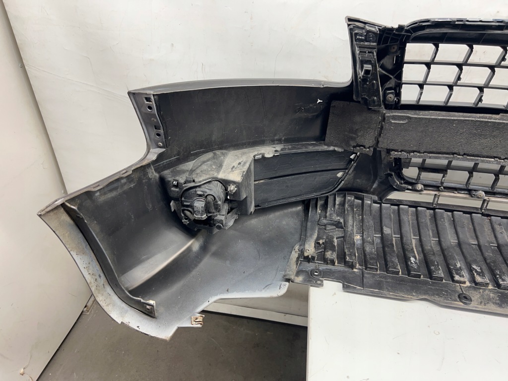 Audi a5 8t 07-11r бампер перед передний kompletny bez pdc Доставка