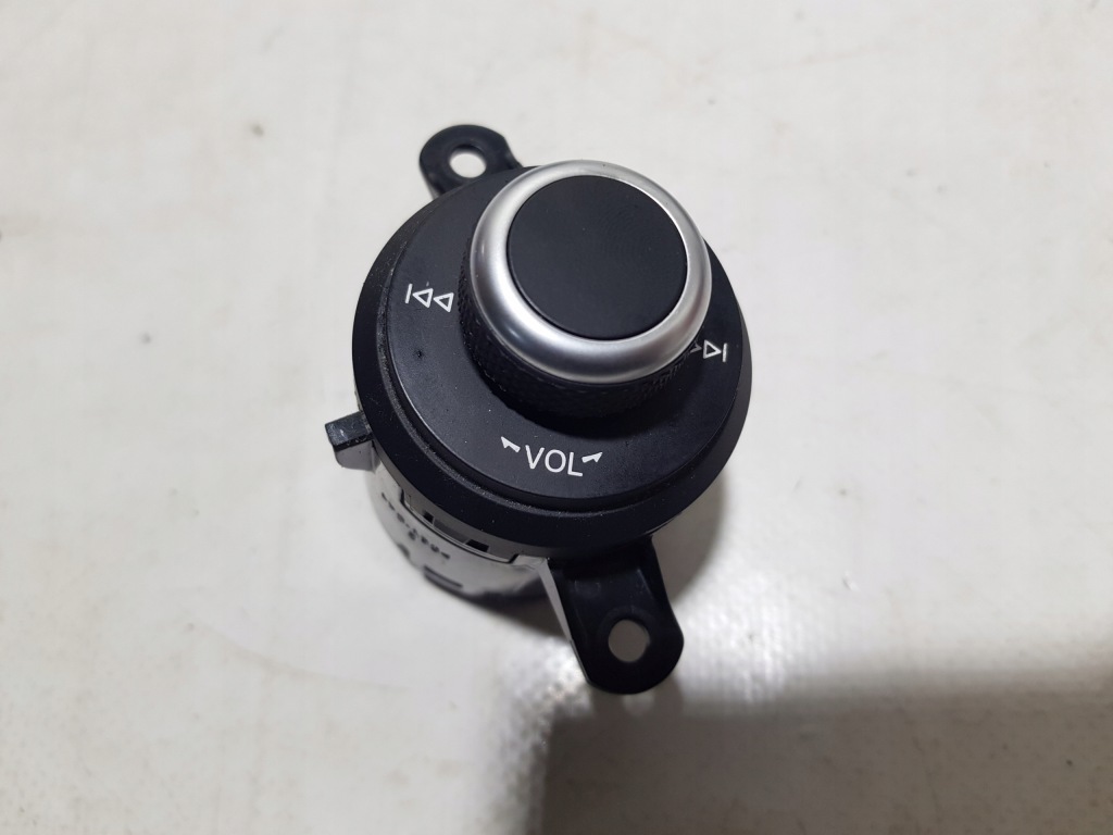 фото №1, Панель контроллер радио джойстик ручка alfa romeo stelvio gulia