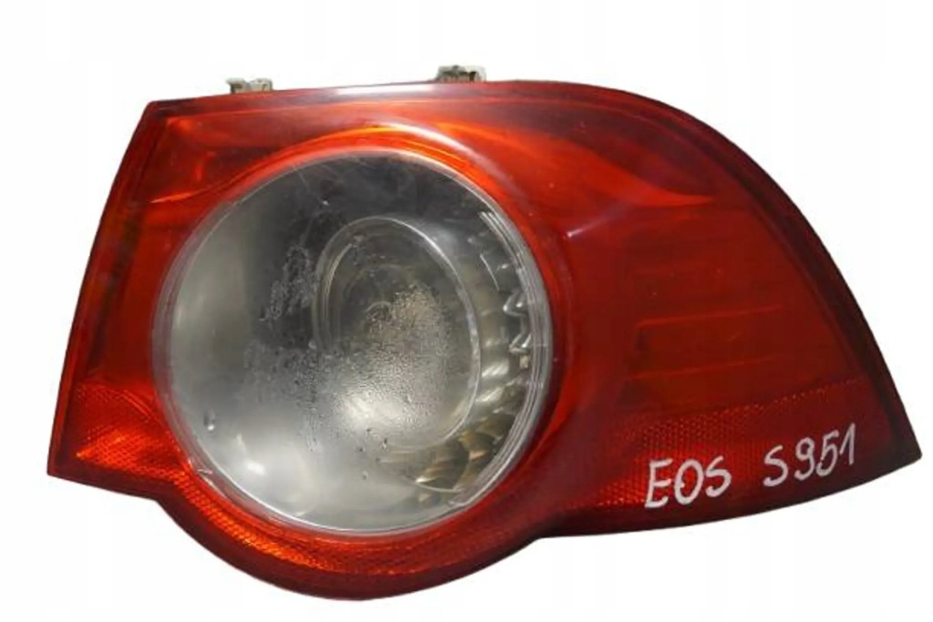 Купити Лампа правий задній vw eos 1q0945096 s951