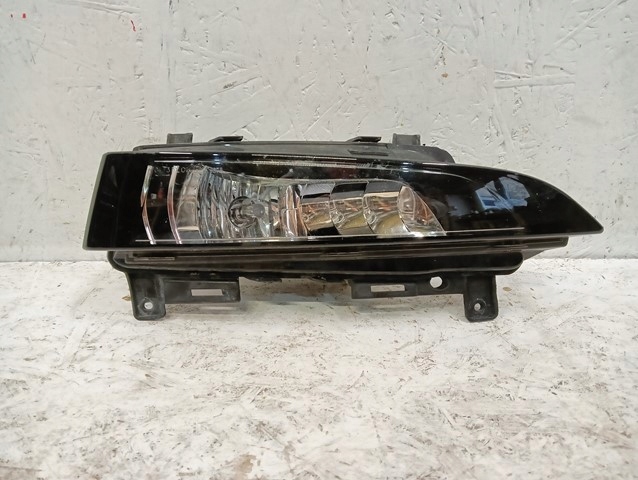 фото №1, Противотуманная фара правый передний skoda scala 657 19-