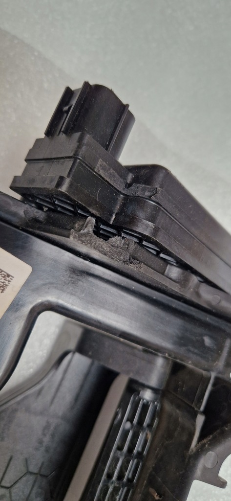 фото №9, Hyundai ioniq 5 шторка впуск воздуха правый