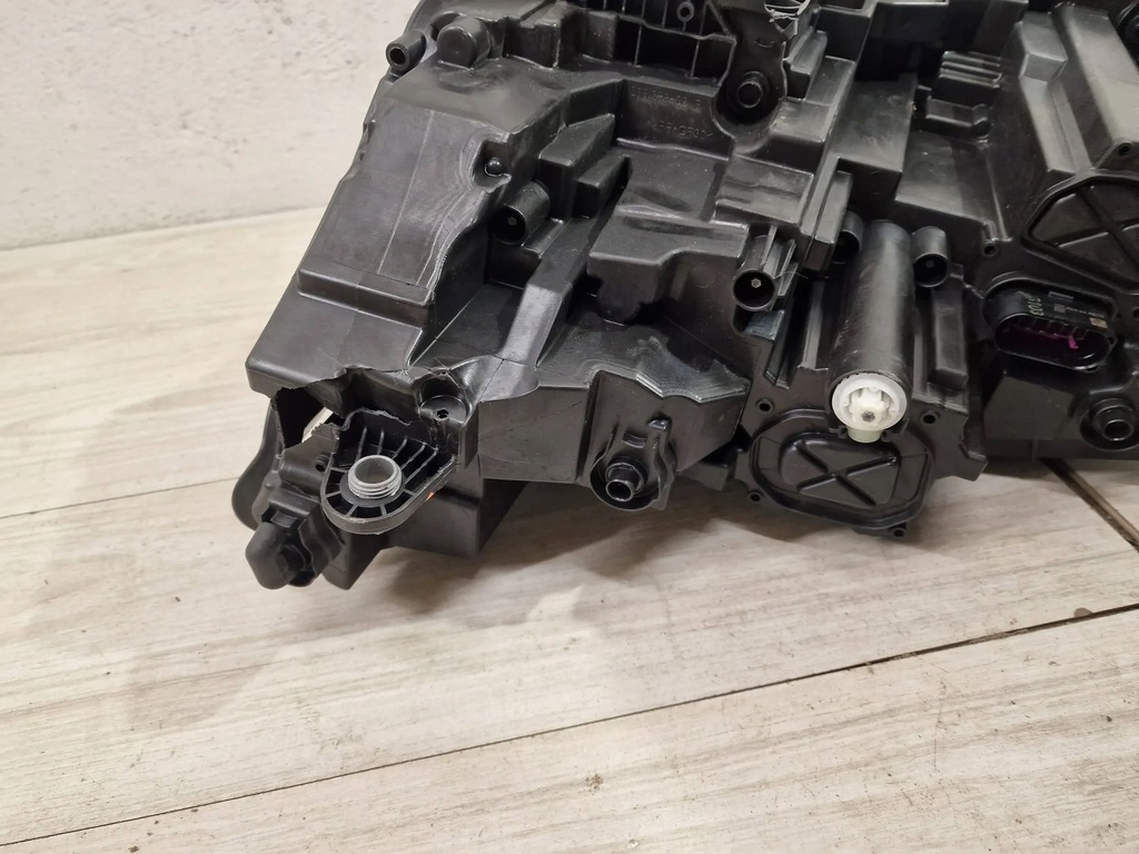 фото №6, Лампа правая перед skoda enyaq full led 5lb941016a