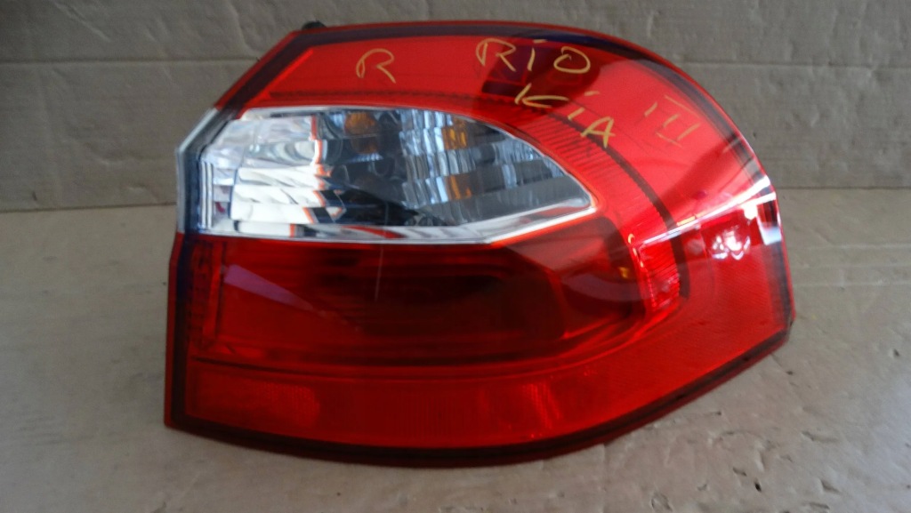фото №2, Лампа правый задняя 92402-1w2r kia rio iii