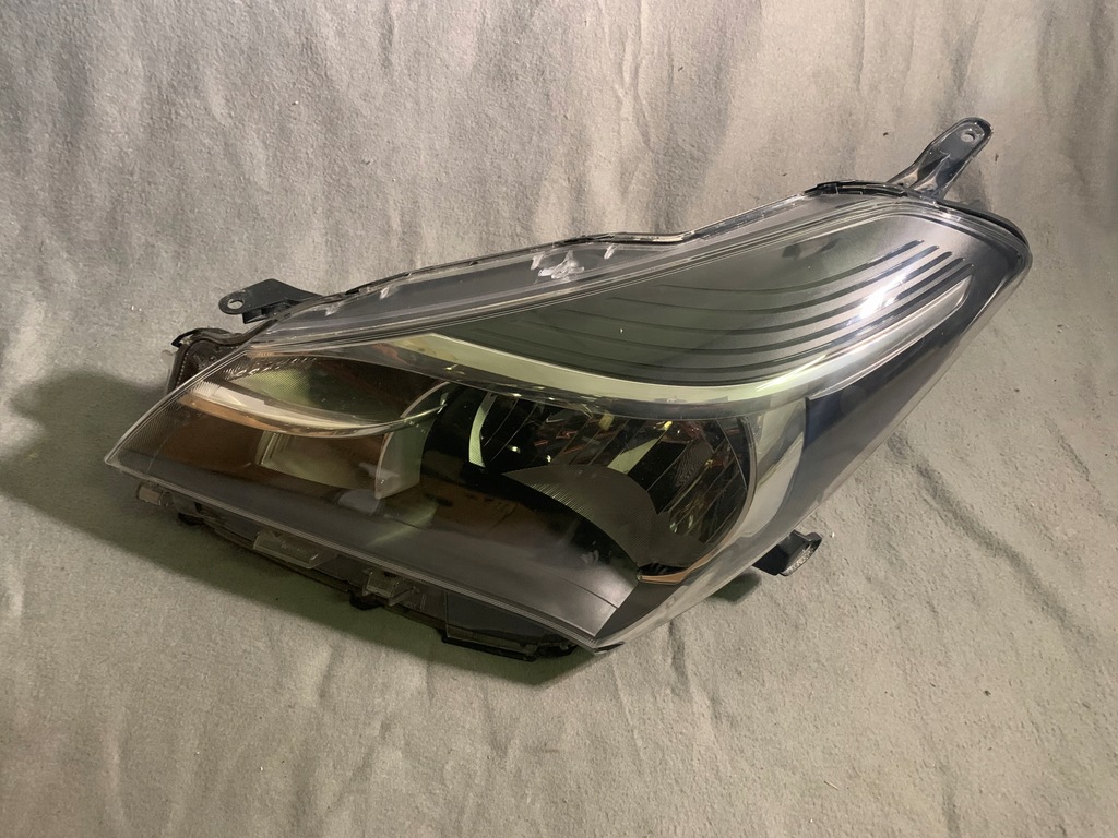 фото №1, Toyota yaris iii lift лампа ліва перед звичайна