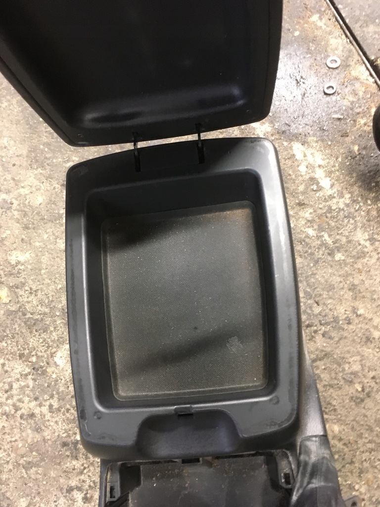 фото №7, Підлокітник kia sorento