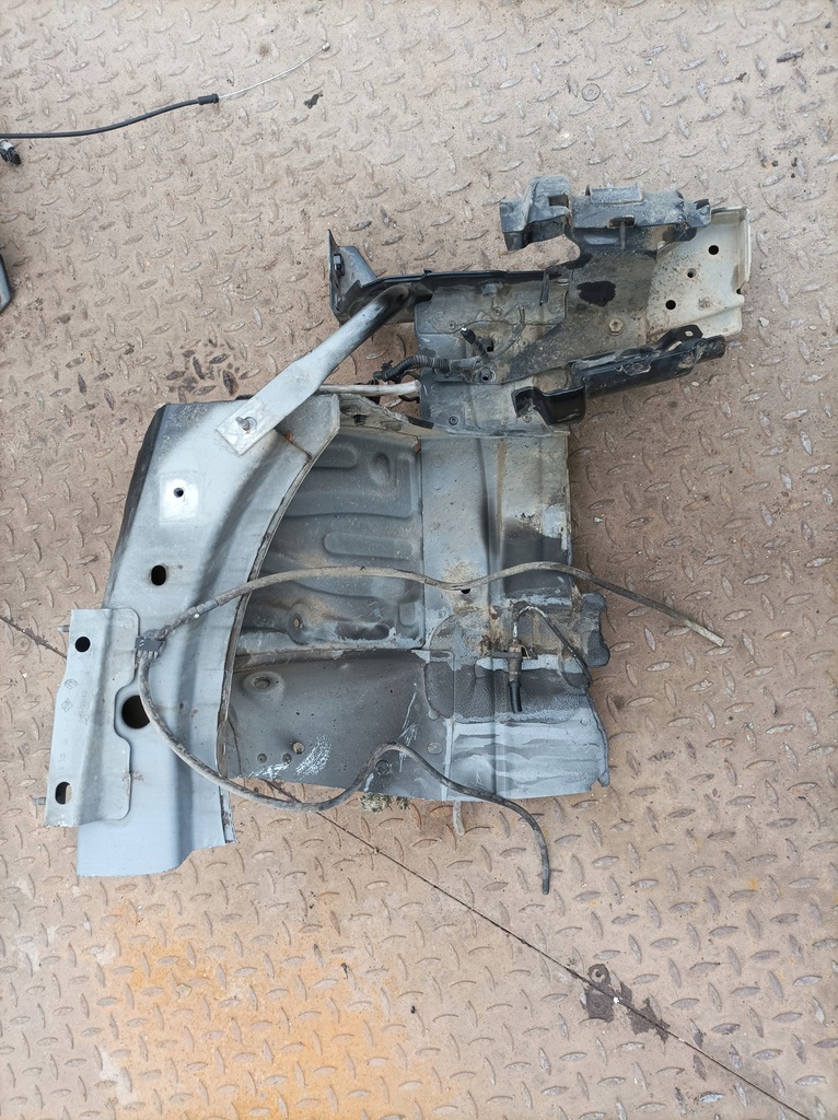 фото №3, Четверть лонжерон правая передняя renault clio iv