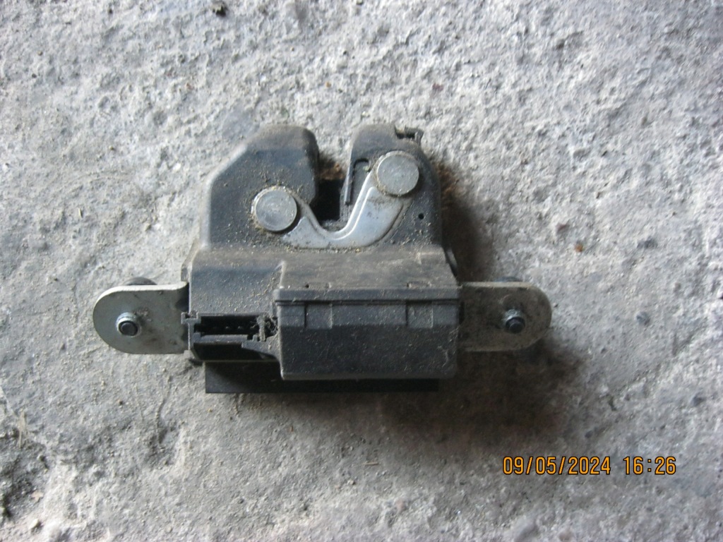 фото №1, Замок кришки задній opel corsa d fiat grande punto 55701971