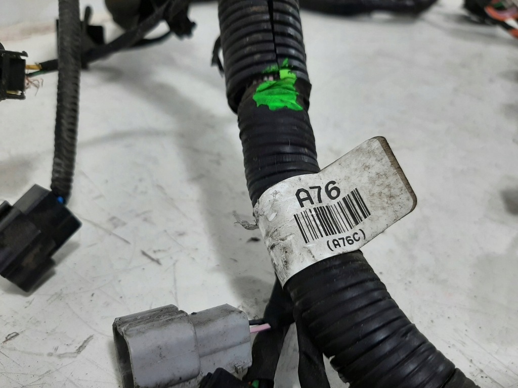 фото №9, Hyundai elantra v lift 1.6 16v 14r электропроводка жгут двигателя 91425-3x030