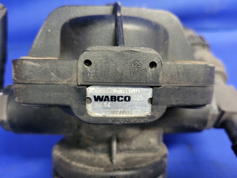 фото №3, Клапан гальма напівпричепа mercedes actros mp4