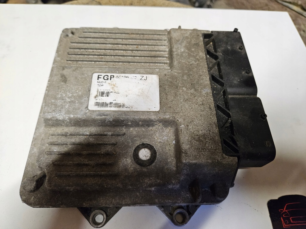 фото №1, Бортовой компьютер блок управления opel corsa c 1.3cdti 55196352