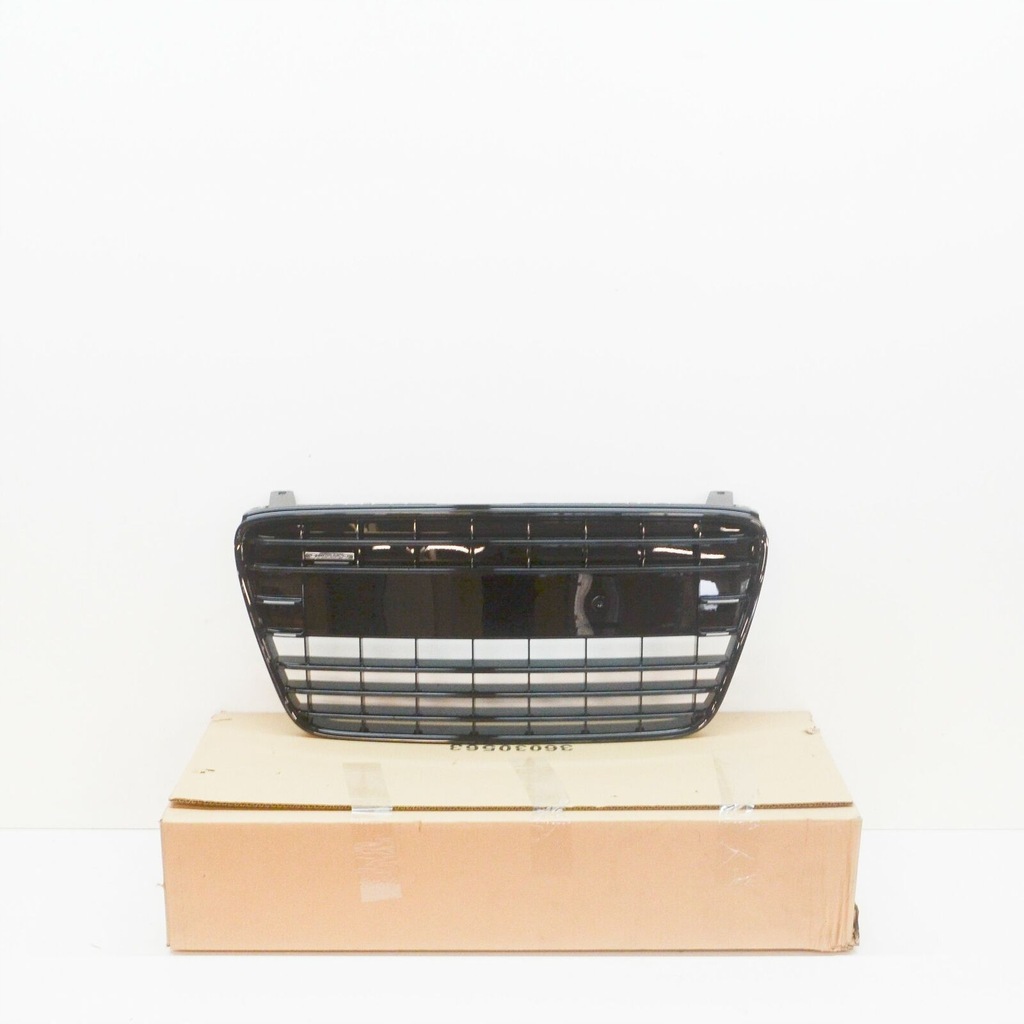 фото №1, Audi r8 42 передняя часть радиатор решётка 420853651hhi