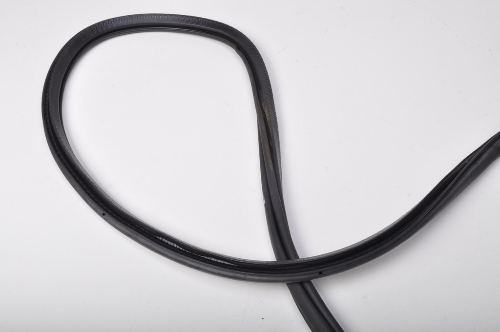 фото №6, Volvo v60 ii 18r прокладка дверь левая задняя