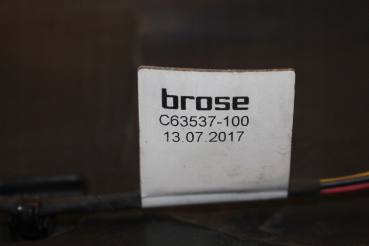 фото №10, Maserati levante 16- жалюзи, воздуховод воздуха