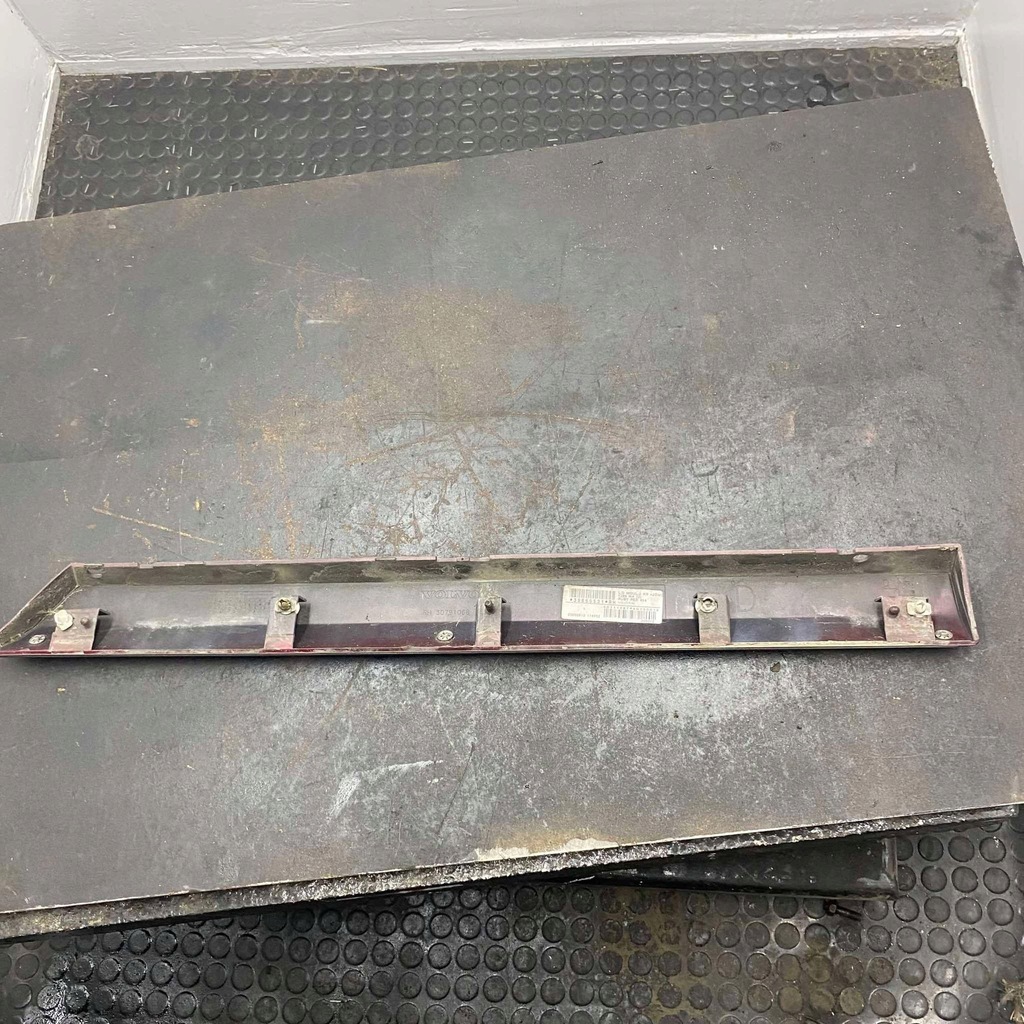 фото №4, Молдинг дверь правый задняя s80 ii