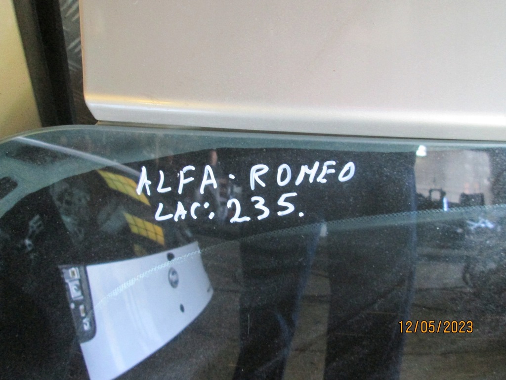 фото №3, Крышка багажника задняя багажника alfa romeo 147 3d 235