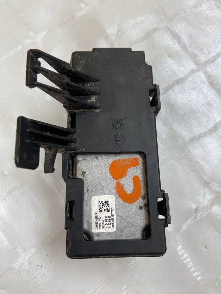 фото №2, Камера ассистент renault megane iv 284624085r