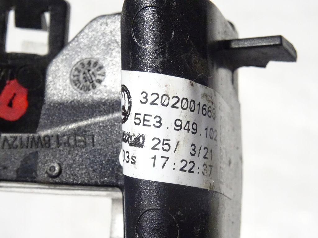 фото №8, Поворотник зеркало правый skoda octavia iv 4