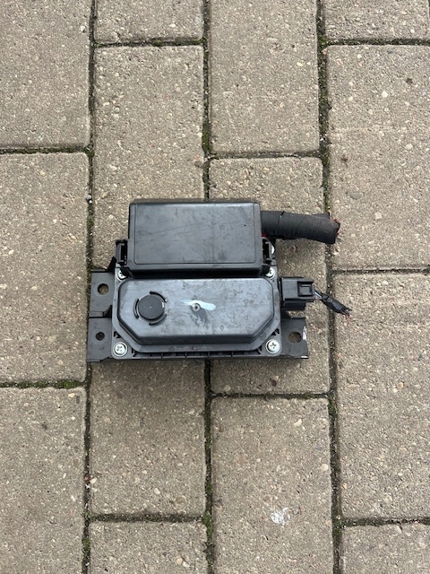 фото №1, Модуль блок управления напряжения аккумулятора renault captur 2 ii 1.3 tce 293a03826r