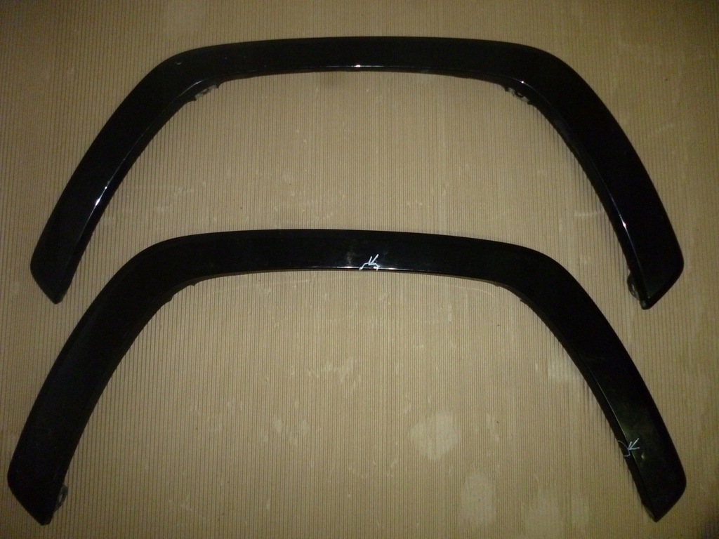 фото №1, Toyota rav4 v молдинг крила перед передня rh/lh