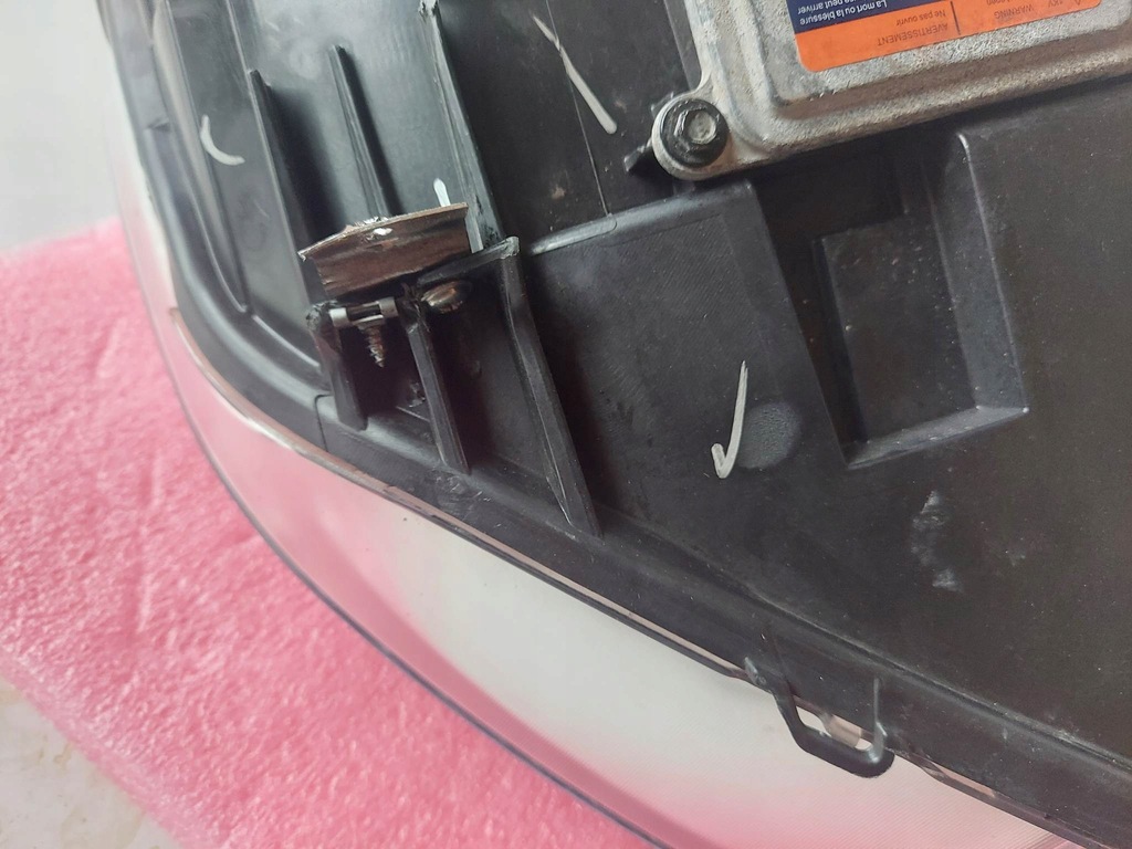 фото №8, Tesla model s лампа ліва перед передня ксенон