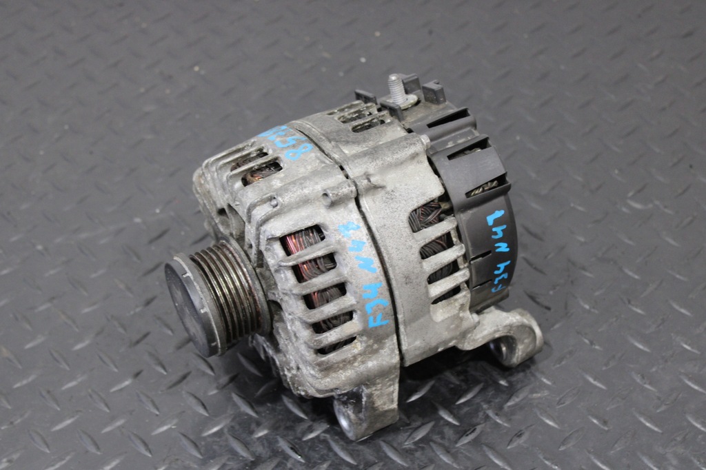 фото №1, Генератор bmw 3 gt f34 n47 8578608