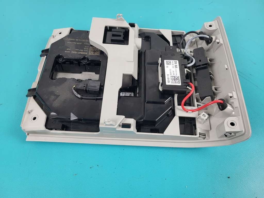 фото №12, Vw arteon 18r лампа стельовий освітлення кабіни sos