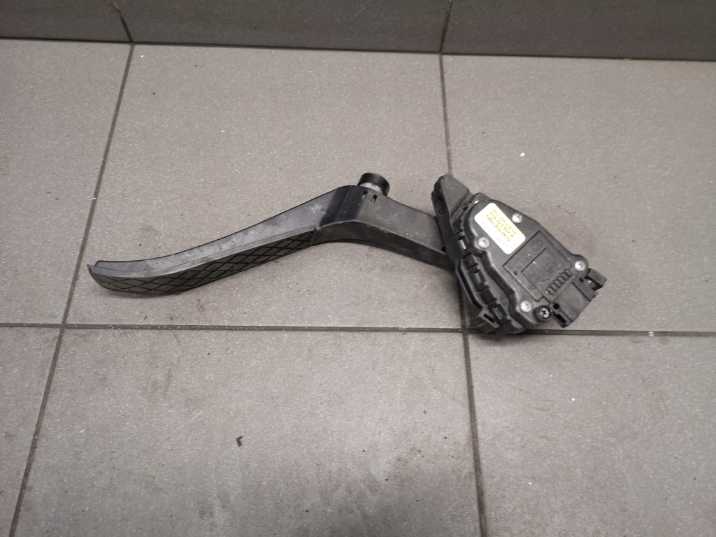 фото №1, Потенціометр газу vw touareg 7l0723507a