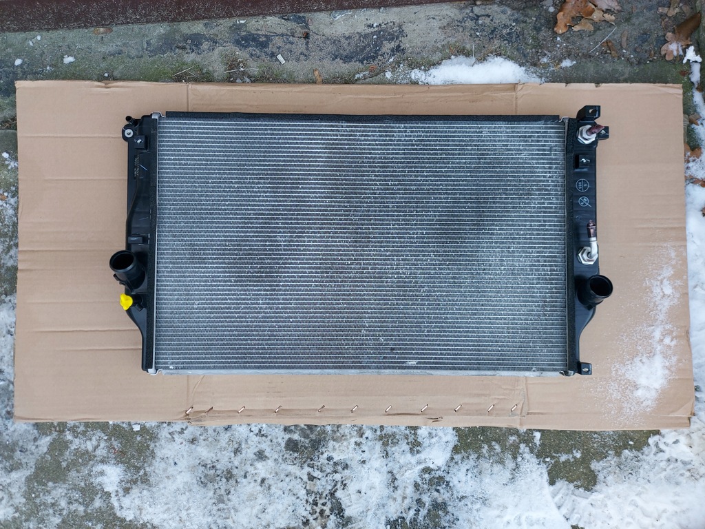 фото №1, Toyota rav4 13-18 радиатор wody 2.0 2.2 d4d автоматическая коробка передач