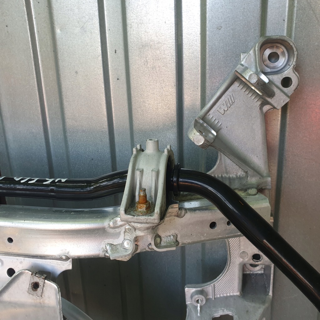 фото №6, Подрамник подрамник передние bmw e60 m5