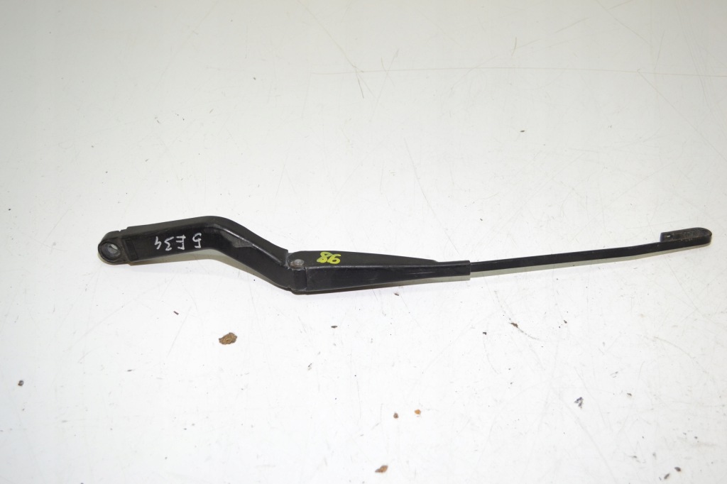 Купити Bmw e34 важіль двірники праве передні