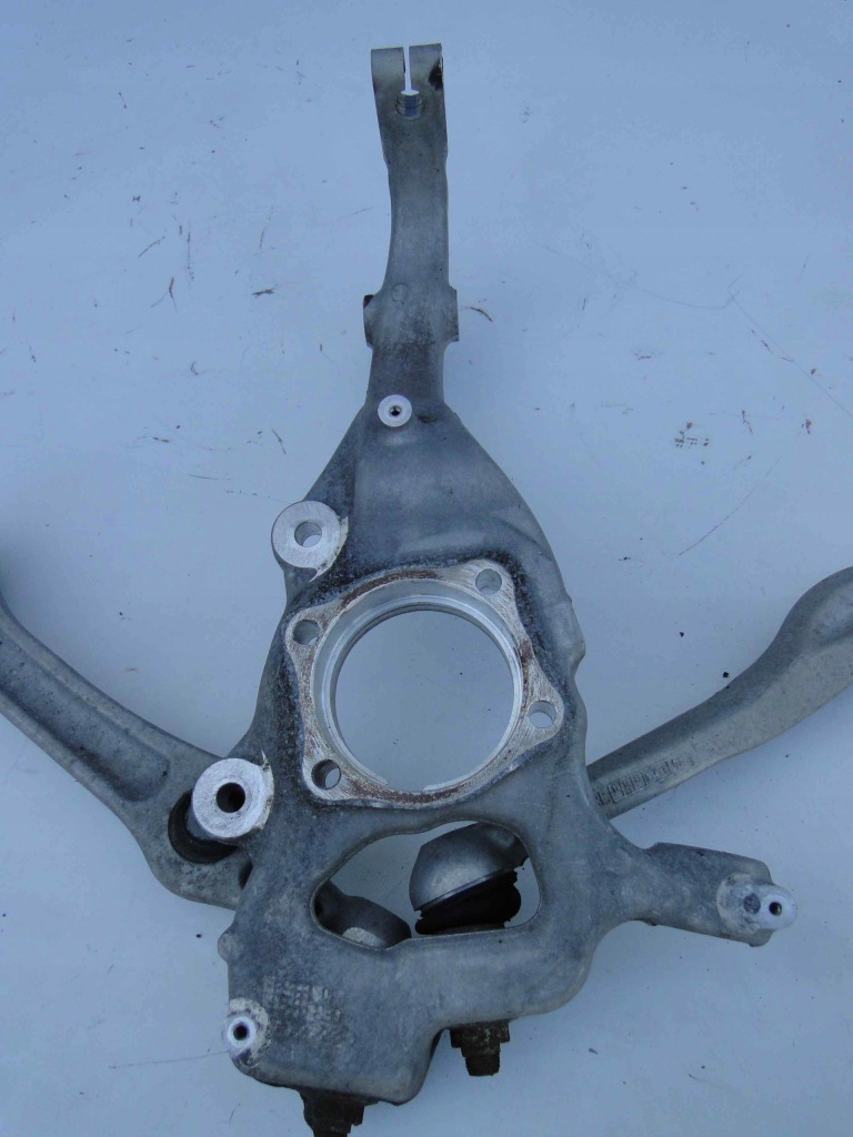 фото №3, Mercedes s klasa w222 поворотный кулак правая перед 4matic