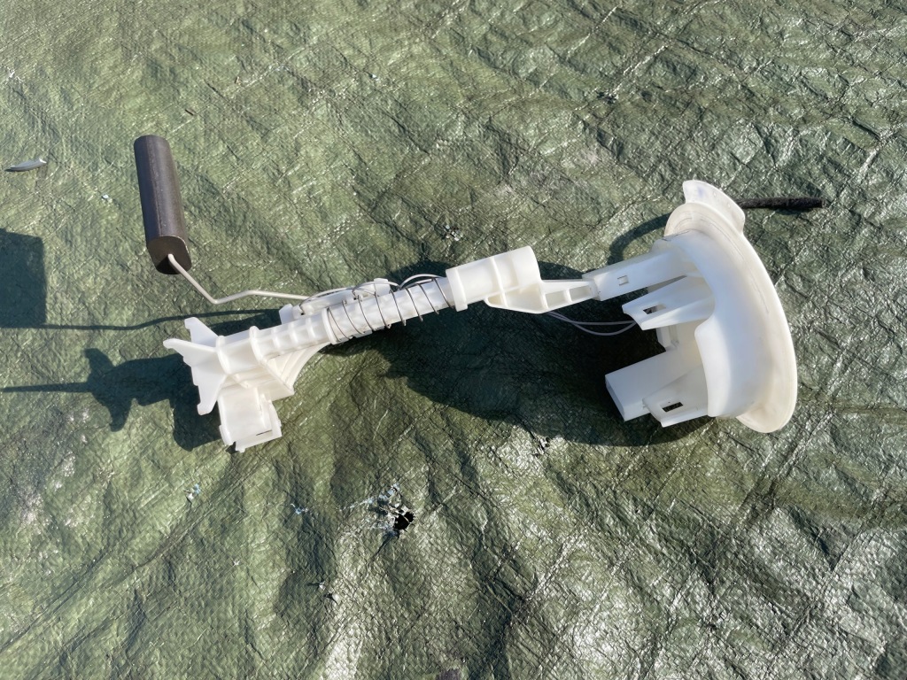 Насос топлива opel insignia 15776396 15776397 Киев