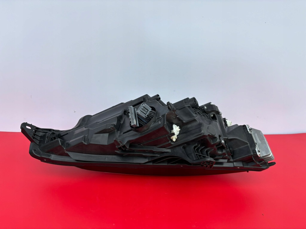 Volvo s60 v60 17-22 рік ліва фара перед full led mid 32365339 a883 Доставка
