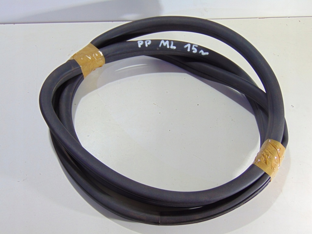 фото №1, Прокладка двері правий перед mercedes ml w166