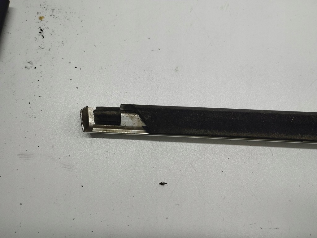 фото №7, Bmw 5 e60 e61 2008 молдинг скло двері розсувних