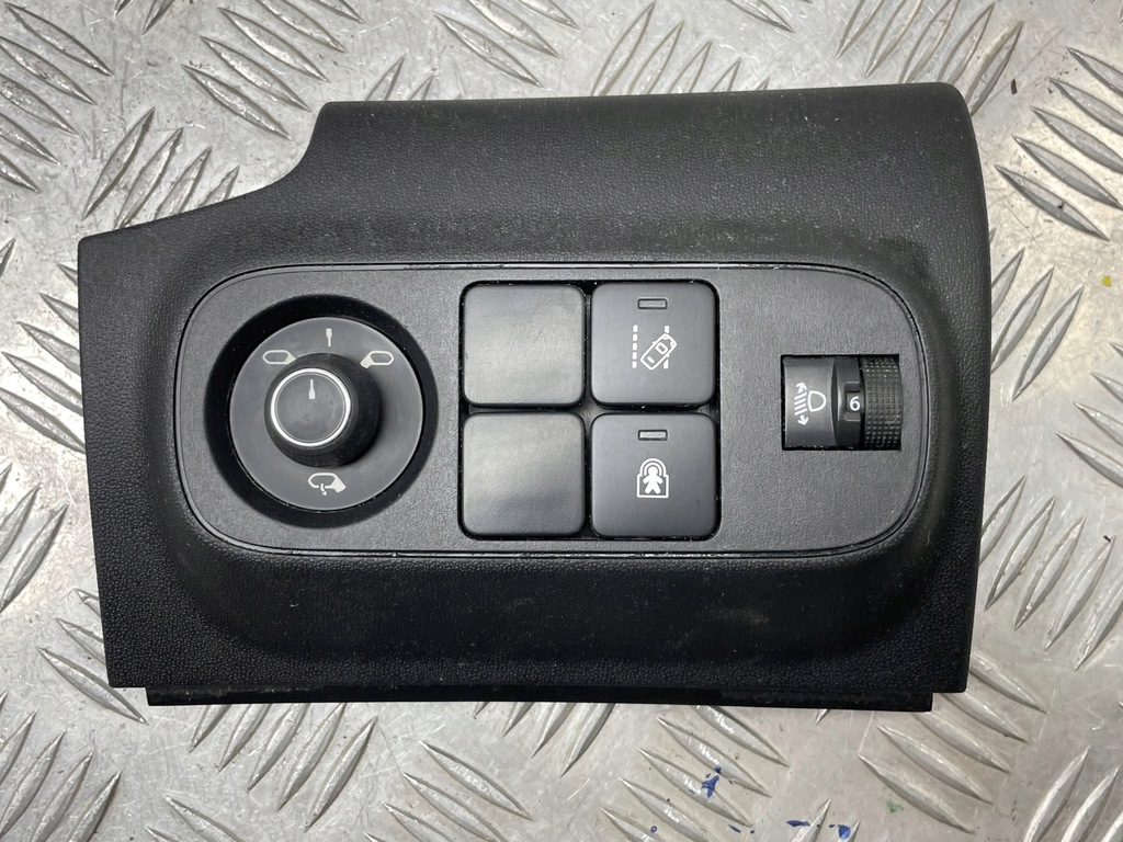 фото №1, Citroen c3 панель перемикач регулювання дзеркал 9812439977