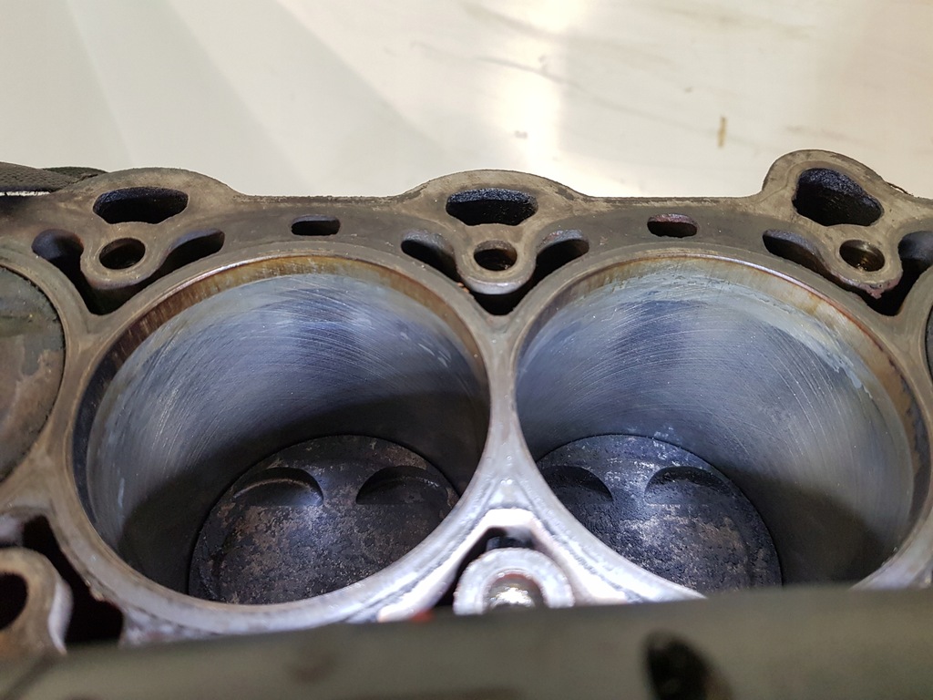 фото №9, Dół двигуна 1.2 16v a12xer opel corsa d adam chevrolet aveo spark