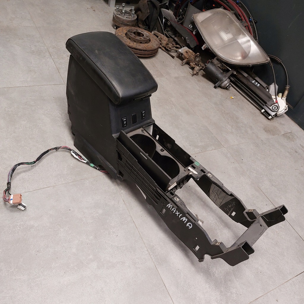 фото №15, Nissan maxima a34 подлокотник туннель средний