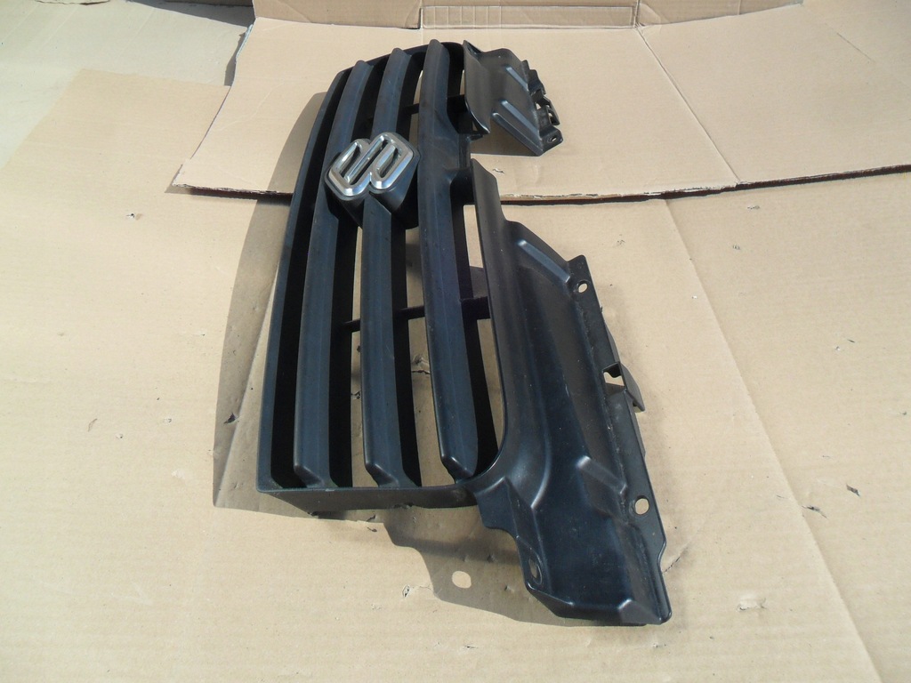 фото №8, Suzuki ignis 2001- решітка бампера