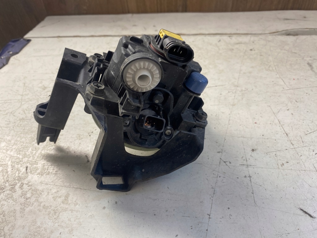 фото №7, Nissan leaf i противотуманная фара бампера правый 26910-3na0a