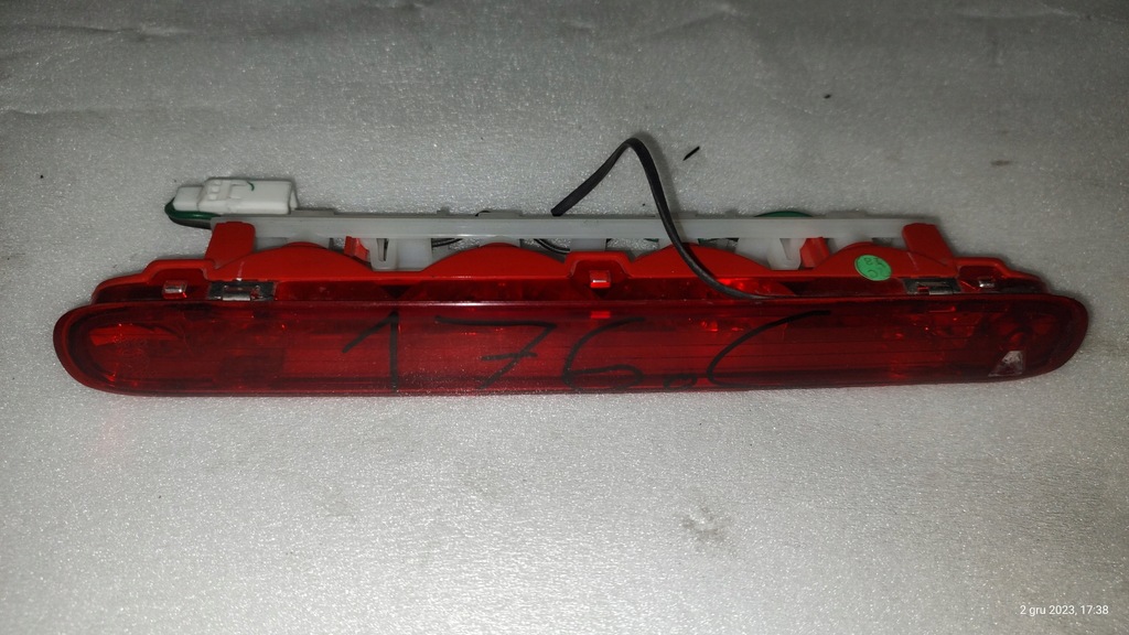 фото №1, Свет стоп-сигнал третий свет dacia sandero