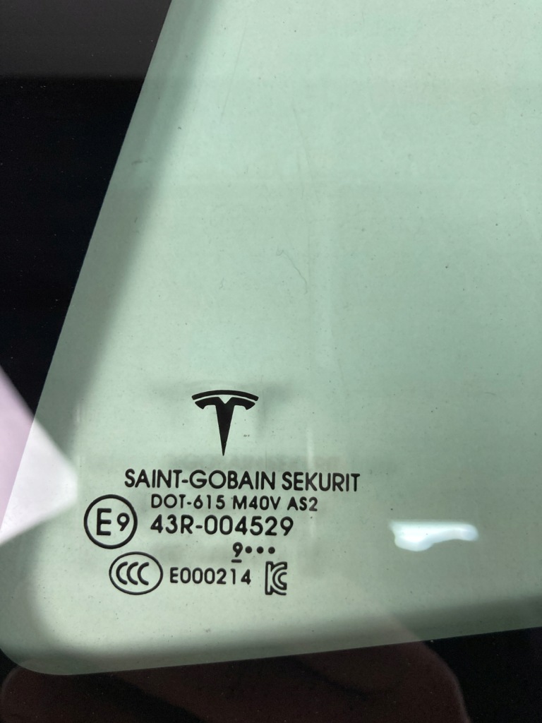 фото №3, Скло кузовна ліва tesla 3