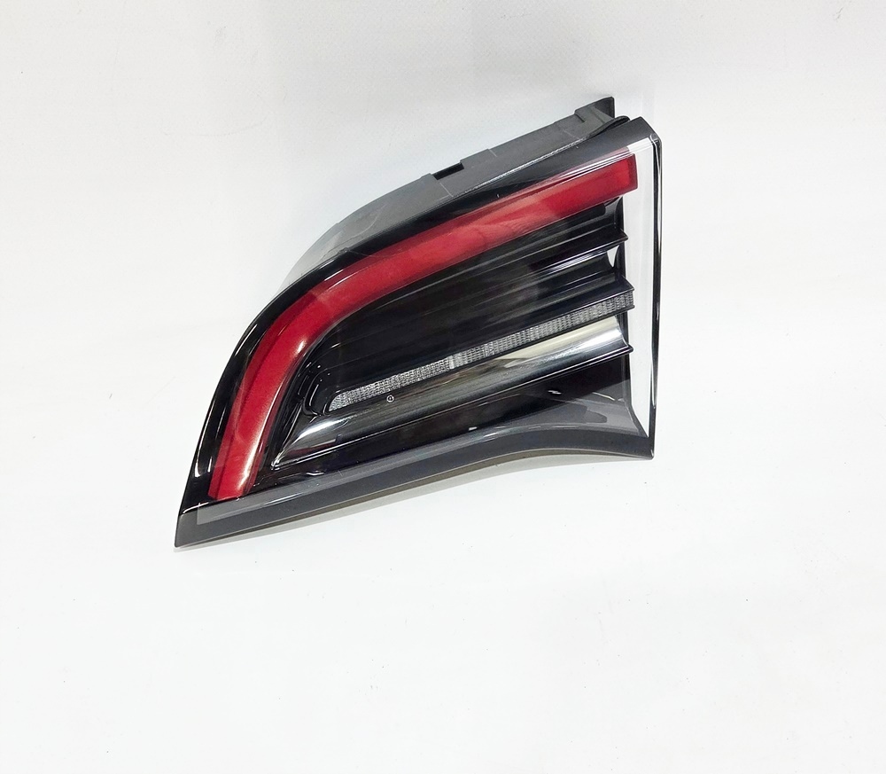 Купити Tesla model 3 model y фара задній правий w кришці  led 1502089-00-b європа p-704