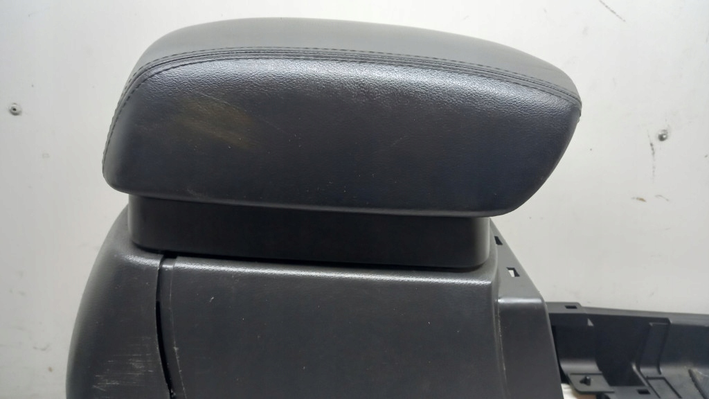 фото №4, Підлокітник kia carens