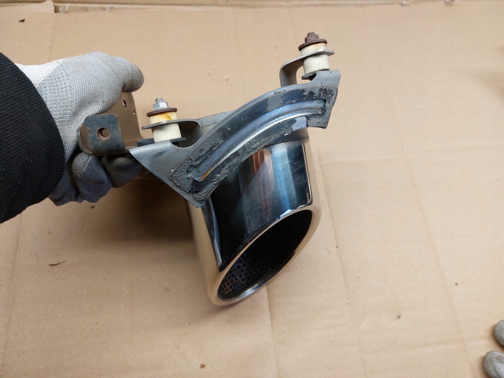 фото №6, Наконечник выхлоп левая aston martin vantage 4.7 16r