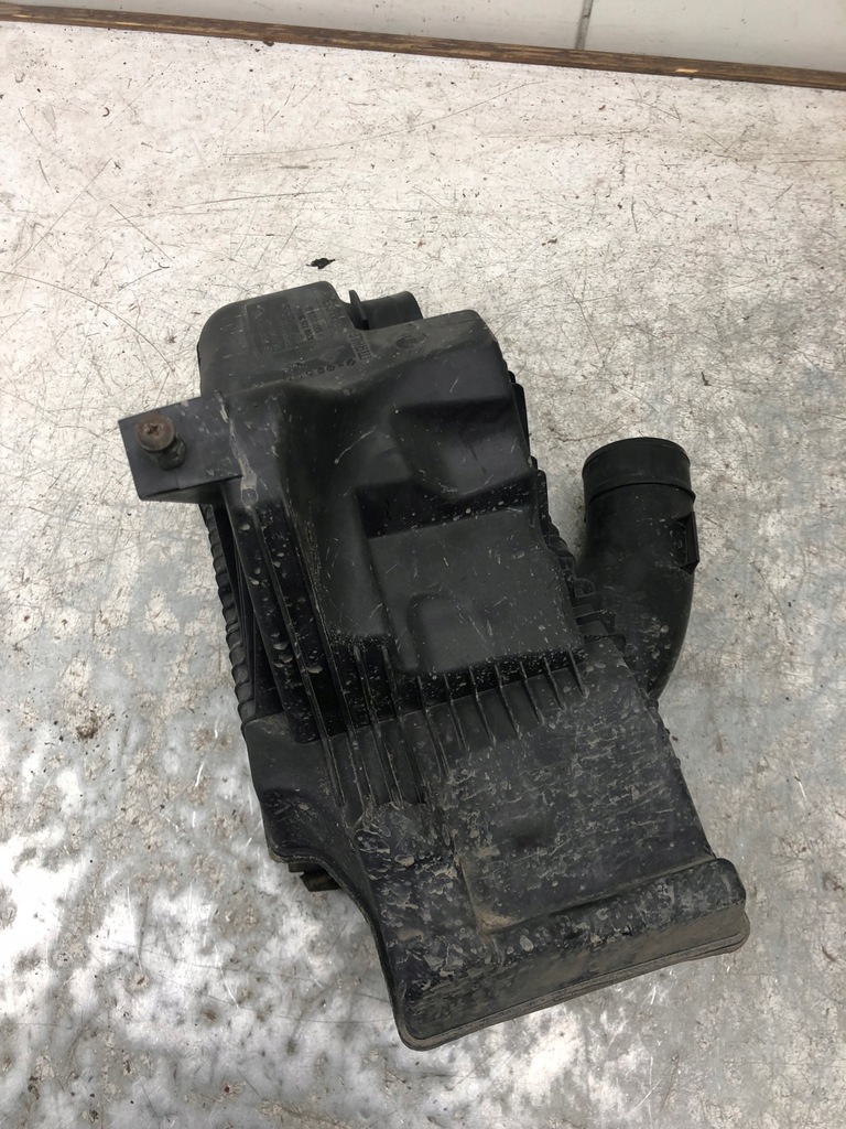 фото №4, Корпус фильтра воздуха renault clio iii 8200725603