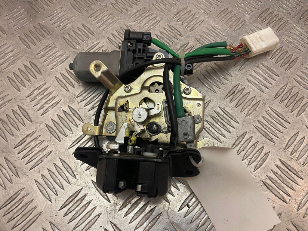 фото №7, Mitsubishi outlander 2018 замок кришки задній / багажника