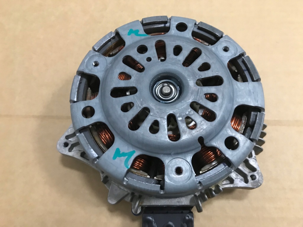 Mercedes w907 w205 w213 w222 w254 w257 моторчик вентилятора c69160-142 Недорого